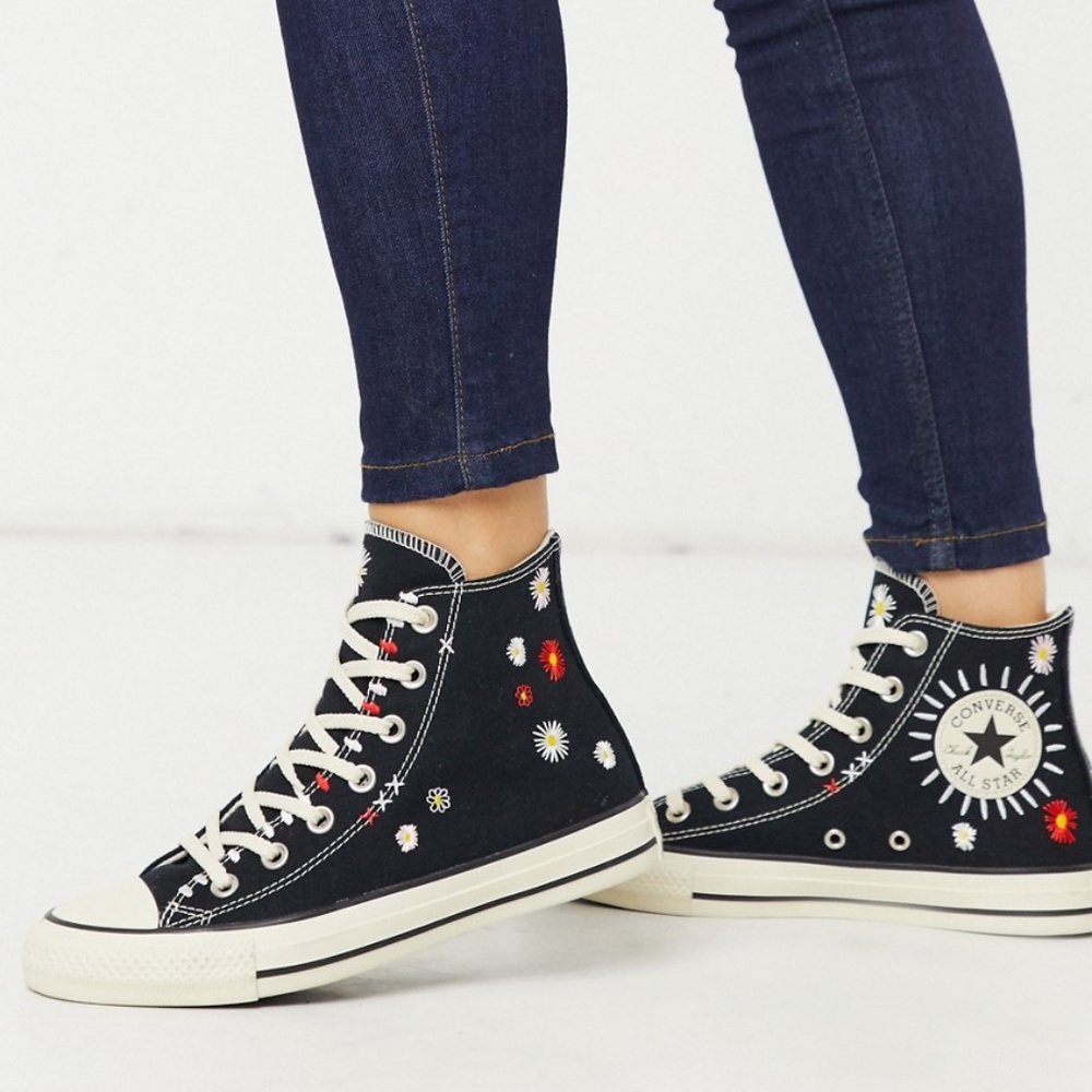 Converse Chuck Taylor All Star Hi Friends For Life - Picture 2 of 8